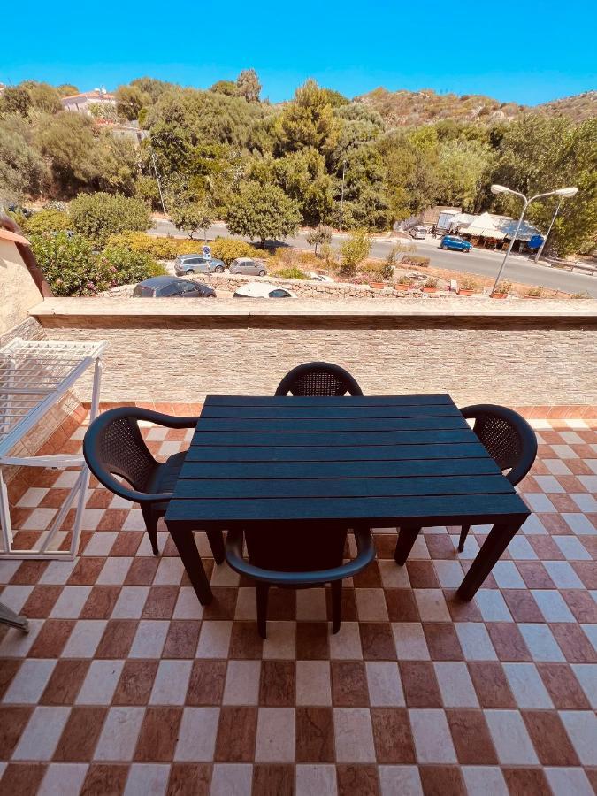 Il Maestrale Apartment La Maddalena  Ngoại thất bức ảnh