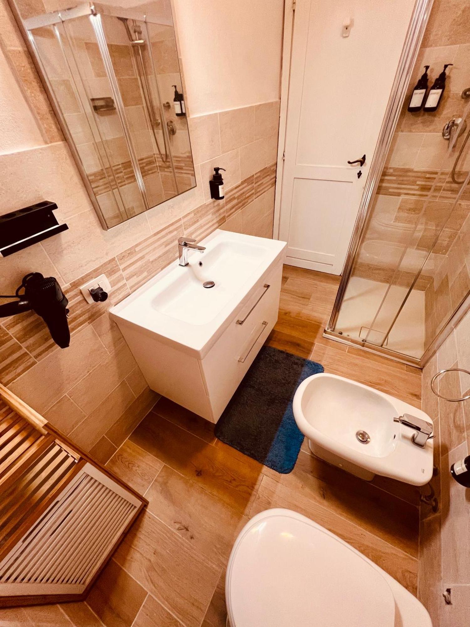 Il Maestrale Apartment La Maddalena  Ngoại thất bức ảnh