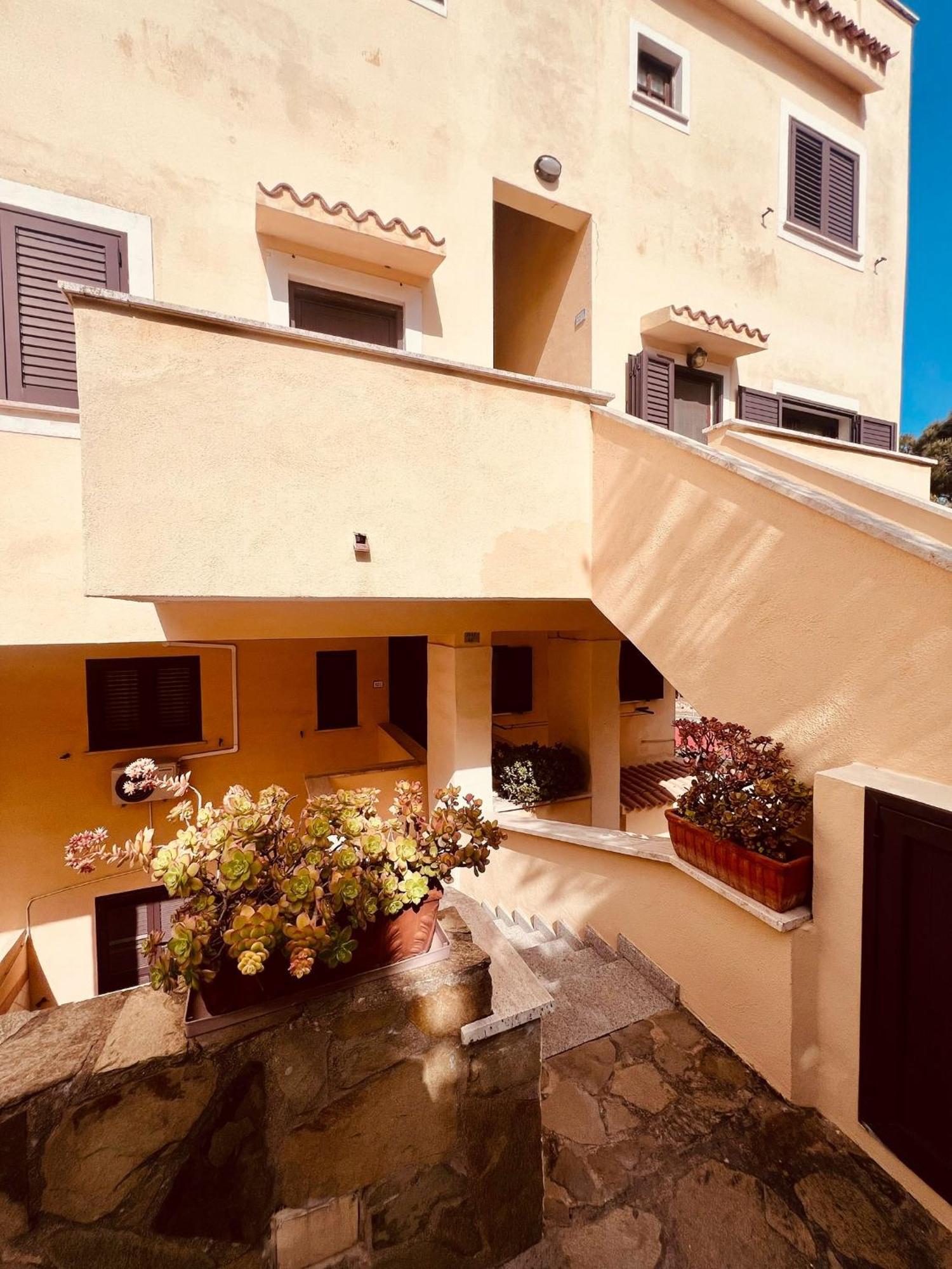 Il Maestrale Apartment La Maddalena  Ngoại thất bức ảnh